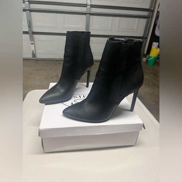 Steve Madden “Breakup” black ankle boots size 9.5 - Picture 2 of 4